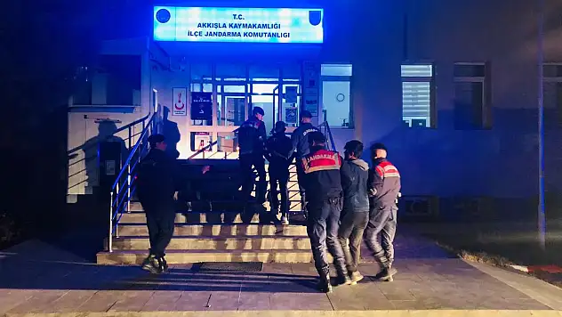 Hırsızlık şüphelisi parmak izinden yakalandı