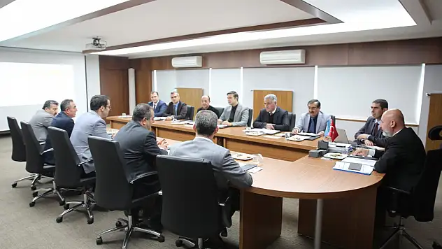 'HİZMETLERİMİZ, VATANDAŞLARIMIZIN HAYATINI KOLAYLAŞTIRIYOR'