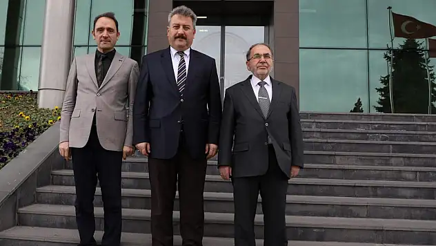 İLÇE MÜFTÜSÜ POLAT'TAN VEDA ZİYARETİ