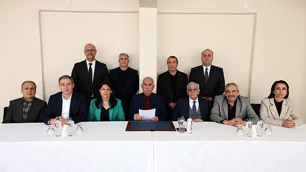 İmralı'nın tarihi çağrısından sonra ilk değerlendirmeler