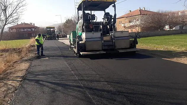 İNCESU İLÇESİ SÜKSÜN MAHALLESİ'NE ASFALT