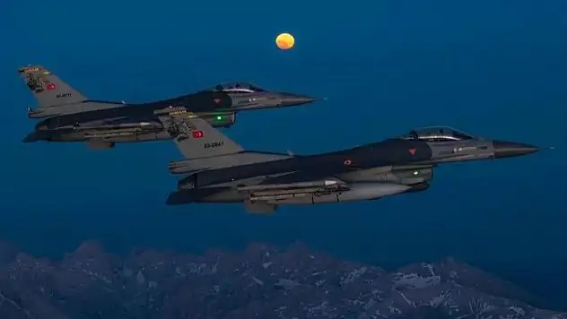 Irak'ın kuzeyine hava harekâtı