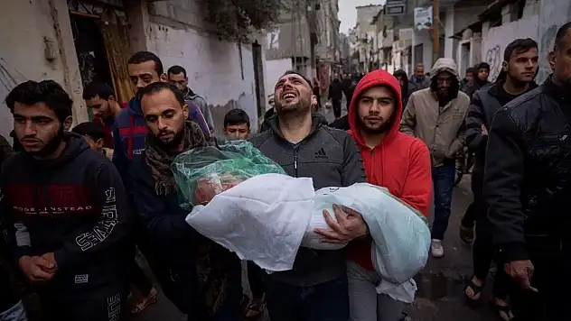 İsrail'in Gazze'ye düzenlediği Son saldırılarda 17 Filistinli hayatını kaybetti