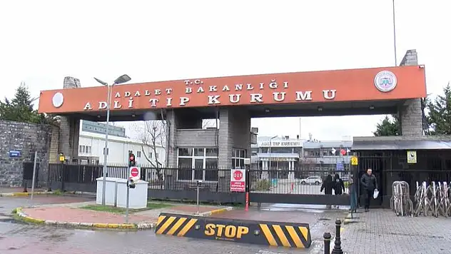 İstanbul'da sahte içkiden 11 ölü, 2 gözaltı