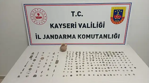 Jandarma operasyonuyla 255 tarihi eser ele geçirildi