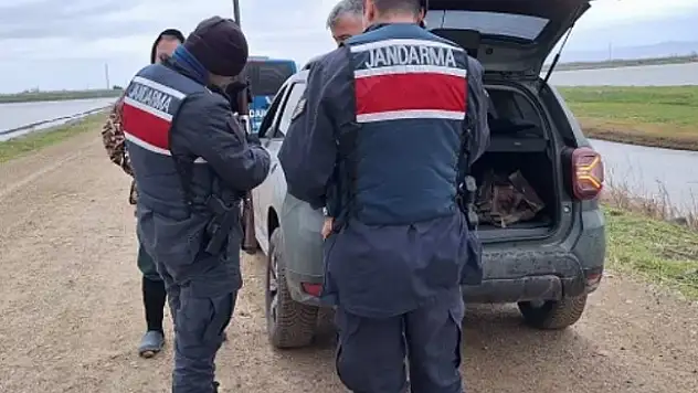 Kaçak Avlanan 2 Avcı Yakalandı