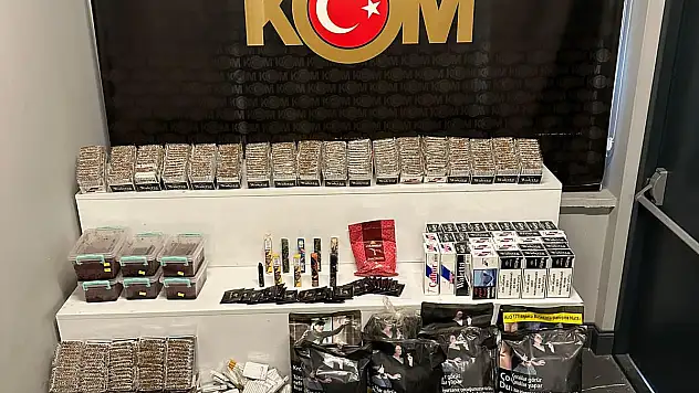 Kaçak tütün ve dolum makinaları ele geçirildi