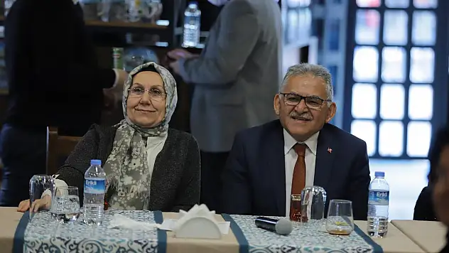 KADIN MUHTAR VE MECLİS ÜYELERİYLE BİR ARAYA GELDİ