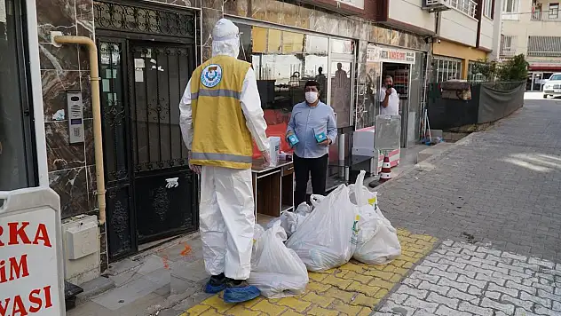 KARANTİNADAKİ VATANDAŞLARA GIDA VE MASKE DESTEĞİ SÜRÜYOR