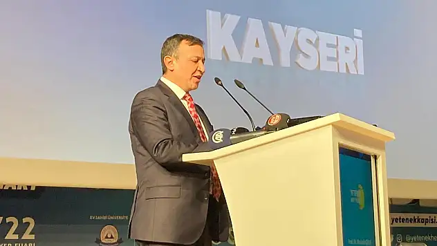 Kariyer Fuarı'na 221 firma katıldı