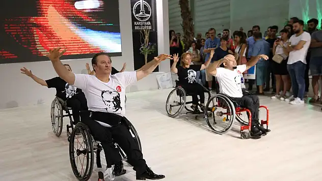 Karşıyaka'da engeller dansla aşılıyor!