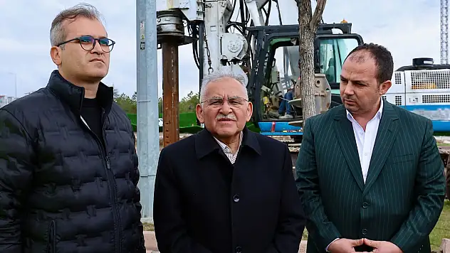Kartal Katlı Kavşağı'nda Çalışmalar Hızla Sürüyor
