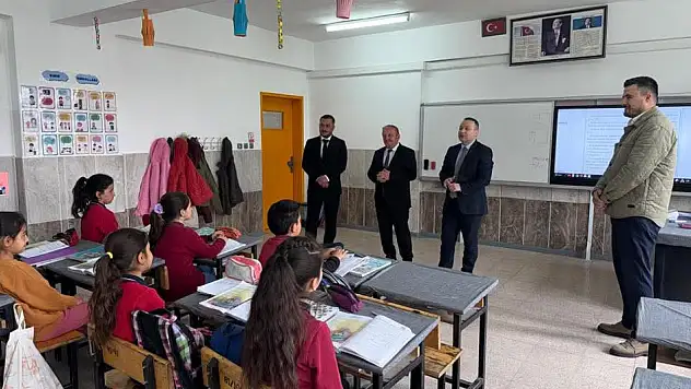 Kaymakam Erdem'den Okul Ziyareti