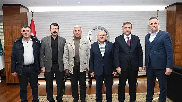 KAYMAKAM VE BAŞKANLARI AĞIRLADI