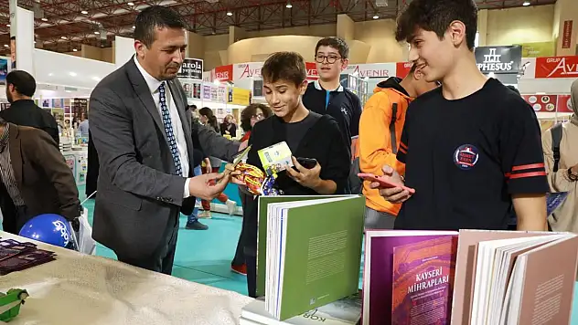 KAYMEK, 5. KAYSERİ KİTAP FUARI'NDA KİTAPSEVERLERLE BULUŞUYOR