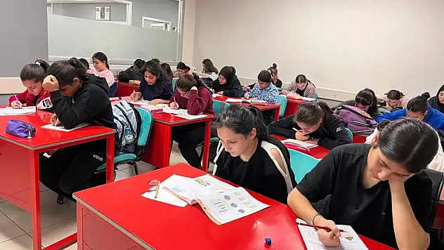 KAYMEK'ten gençlere sınav desteği