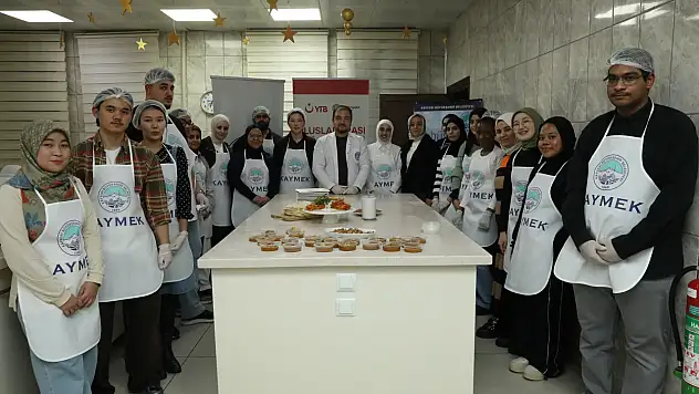 KAYMEK'ten yabancı öğrencilere Kayseri mutfağı dersi