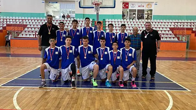 Kayseri Basketbol çeyrek finalde