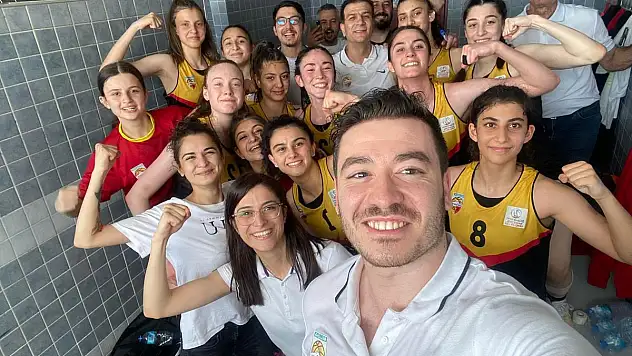 Kayseri Basketbol U16 takımı yarı finalde