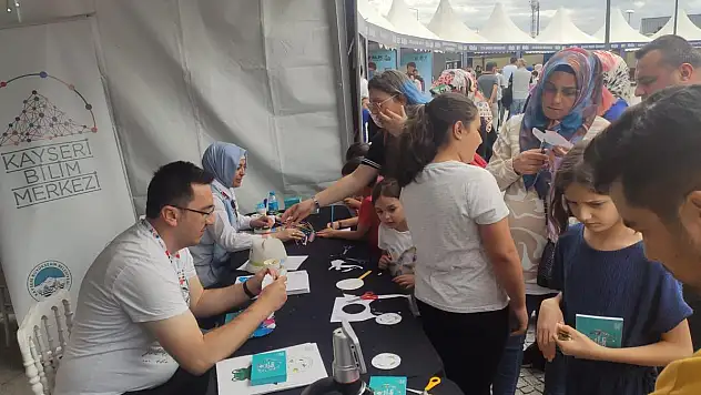 KAYSERİ BİLİM MERKEZİ, KONYA BİLİMFEST'TE İLGİ ODAĞI OLDU
