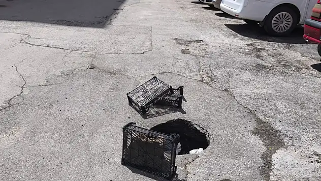 Kayseri'de açılan çukur korkuttu
