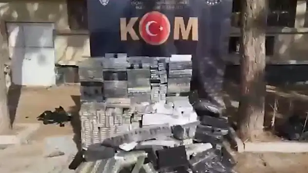 Kayseri'de 10 bin paket kaçak sigara ele geçirildi