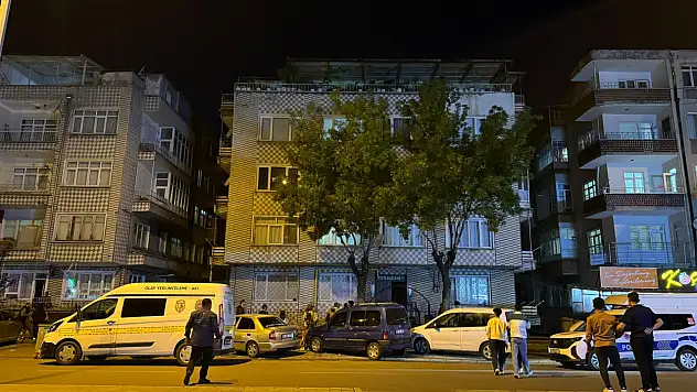Kayseri'de 2'nci Kattan Düşen Kadın Yaralandı