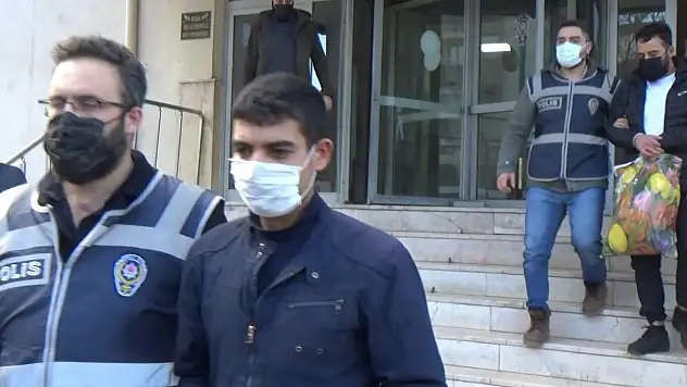 Kayseri'de 3 firari yakayı ele verdi