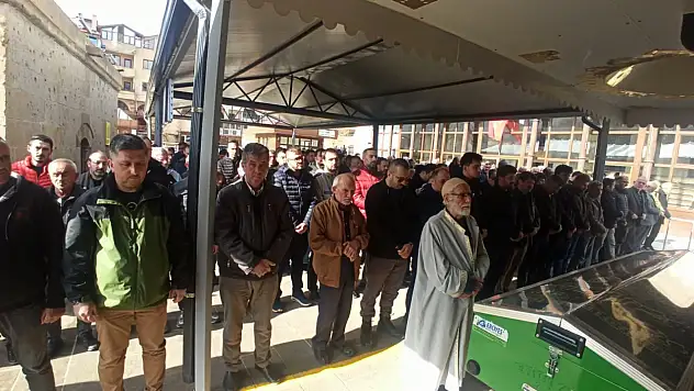 Kayseri'de 38 Yaşındaki Doktor Hayatını Kaybetti