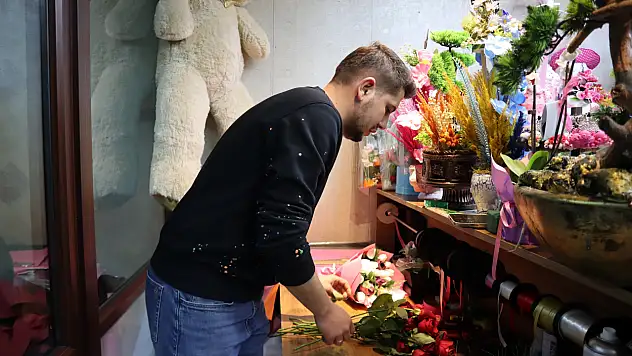 Kayseri'de Çiçekçilerde 14 Şubat Yoğunluğu