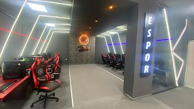 Kayseri'de 'Espor okuryazarlığı' kursu açılıyor