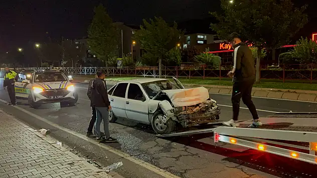 Kayseri'de Gece Yarısı Kaza