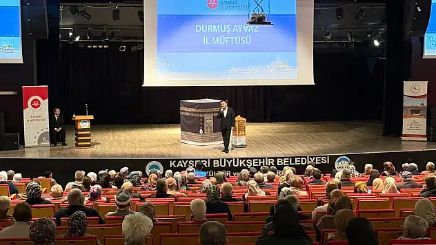 Kayseri'de hacı adaylarına eğitim semineri