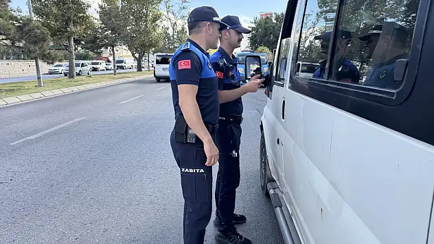 Kayseri'de işçi servislerine zabıta denetimi