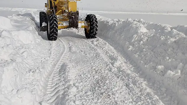 Kayseri'de Kapalı Kırsal mahalle yolu kalmadı