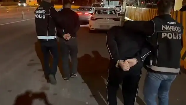 Kayseri'de uyuşturucu operasyonu: 2 gözaltı