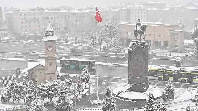 Kayseri'de yarın okullar tatil mi? Valilikten açıklama geldi