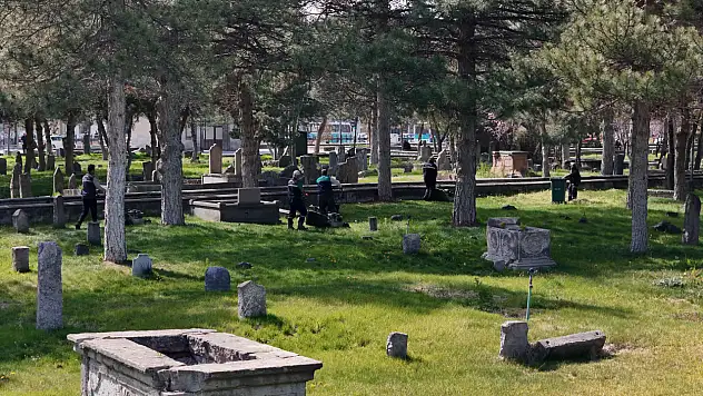 Kayseri'de Yeşil Seferberlik Sürüyor