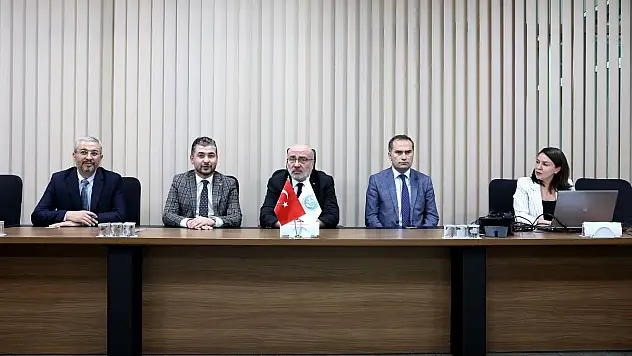Kayseri Eczacılar Odasından KAYÜ Rektörlüğüne Ziyaret