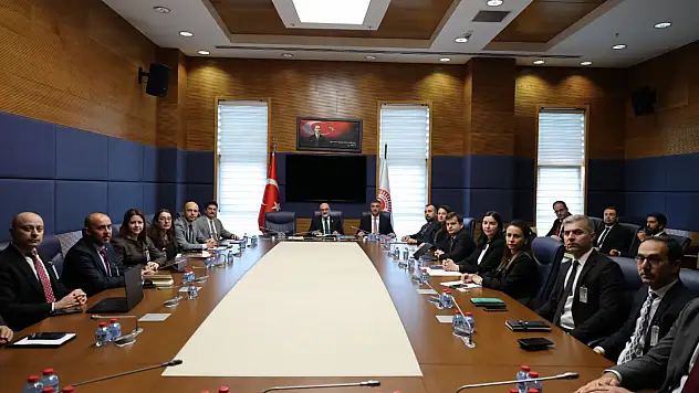 Kayseri Milletvekili Cıngı'dan bina görevlileri için kapsamlı toplantı