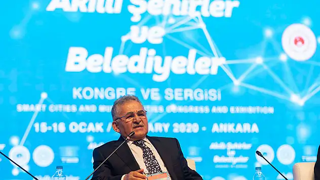 Kayseri'nin 134 akıllı şehir projesine bakanlık'tan övgü