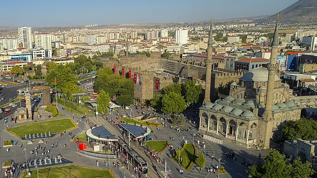 Kayseri'nin nüfusu 1 milyon 458 bin oldu