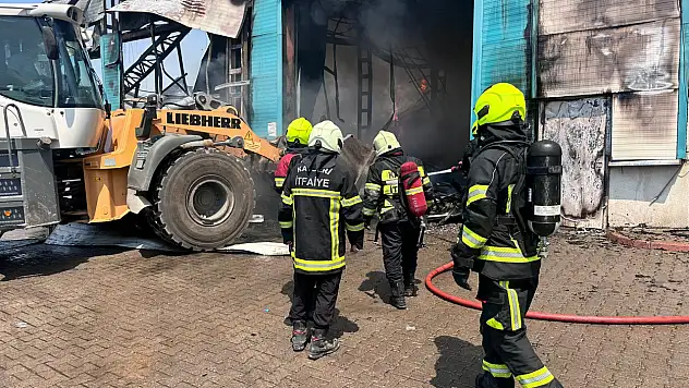 Kayseri OSB'deki fabrika yangınına anında müdahale