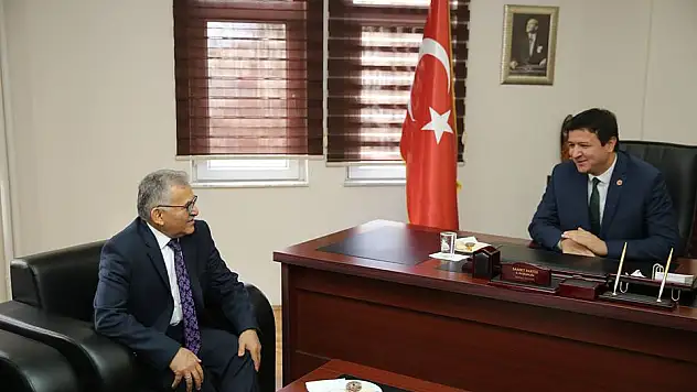 'KAYSERİ PARTİLER ÜSTÜ BİR KONU'
