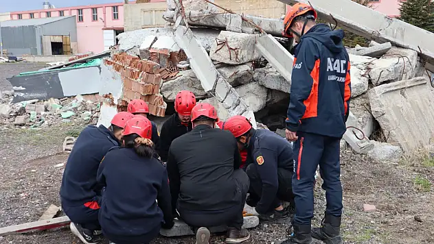 Kayseri Üniversitesi Arama Kurtarmaya Hazırlanıyor