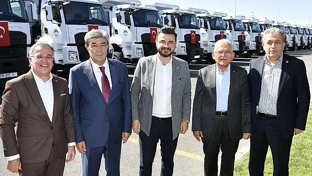 Kayseri'ye 38 yeni hizmet aracı
