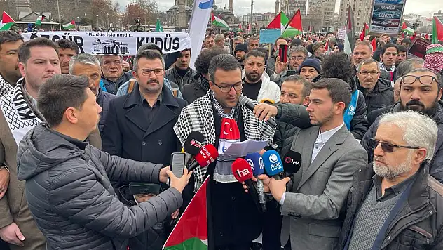 Kayseri'de yüzlerce vatandaş Filistin için yürüdü