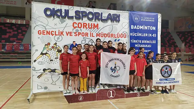Kayserili Badmintoncular Türkiye İkincisi Oldu
