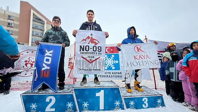 Kayserili sporcular Erzurum'da 14 madalya kazandı