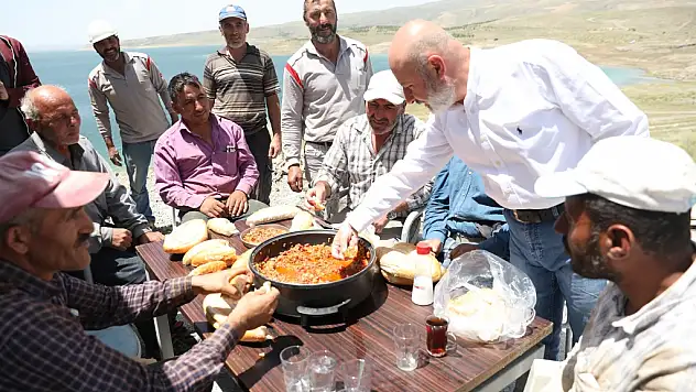 KAYSERİ'NİN DENİZİ KUŞÇU'YA KANO VE YELKEN TESİSİ